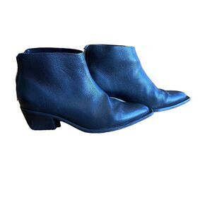 Wal & Pai Los Angeles Black Leather Ankle Boots Zipper Back Women SZ 6.5‎ Brazil